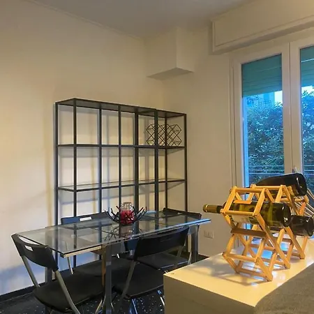 B&r House Lägenhet Albisola Superiore